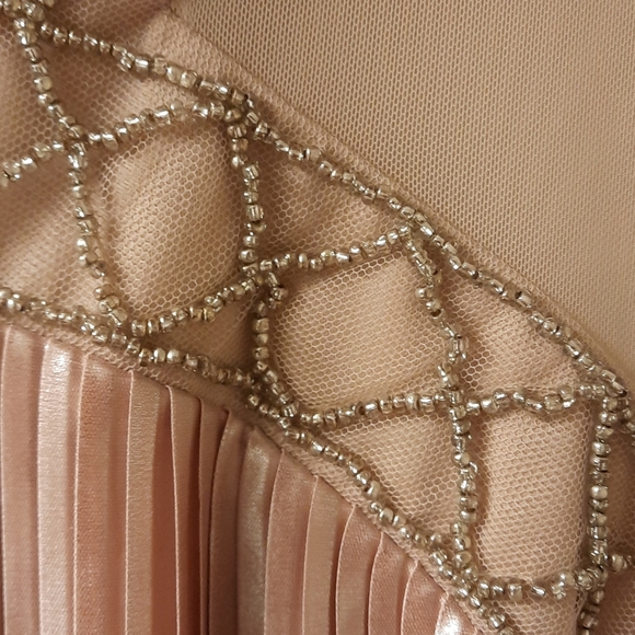 NWT, Jax Black Label Illusion Pleated Trapeze Dress - Picture 5 of 16